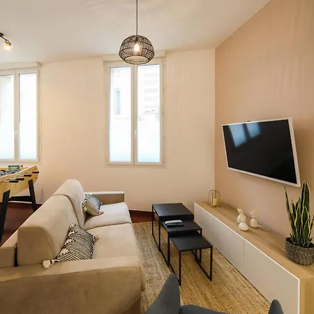 St Vincent House *